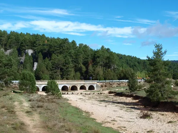 puente de los siete ojos, cañon del río lobos