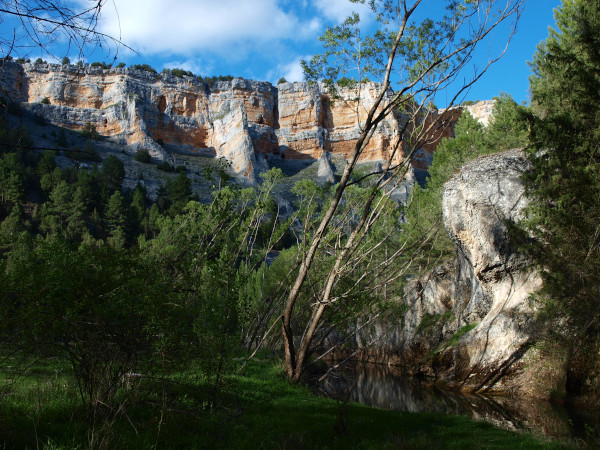 cueva fría, cañón del río lobos